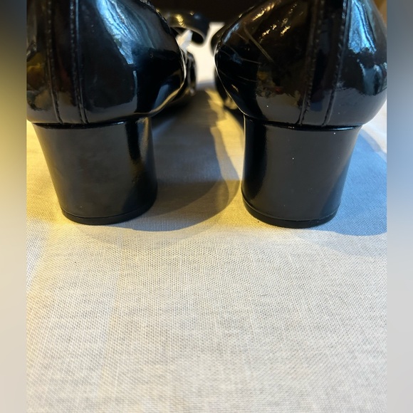 Prada shoes - Picture 6 of 9